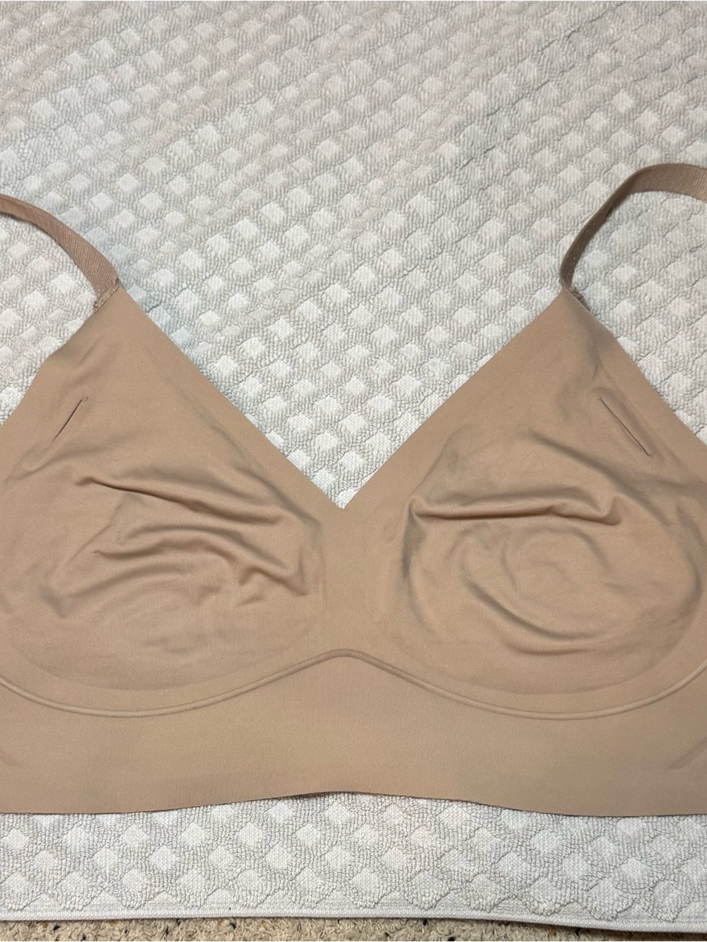 Eby Seamless Nude Wireless Bralette - Comfortable Everyday Support